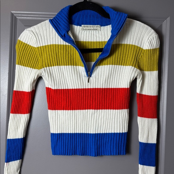Urban Outfitters Half Zip Sweater - Picture 2 of 11